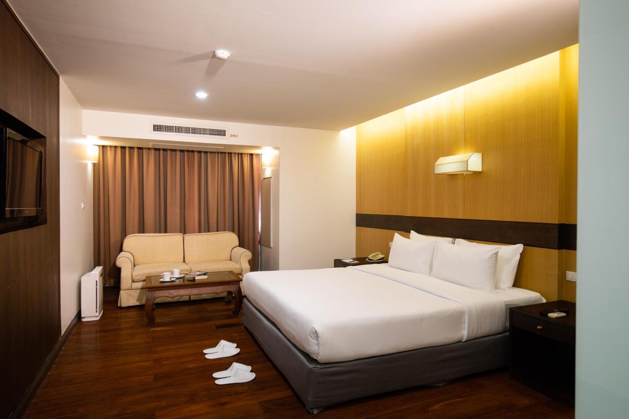 Khum Phucome Hotel -Sha Extra Plus Chiang Mai Exterior photo